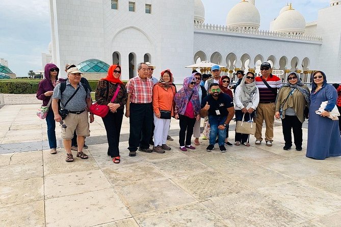 Abu Dhabi City Tour, Grand Mosque, Emirates Palace & The Louvre - Why this Abu Dhabi highlights day feels worth it