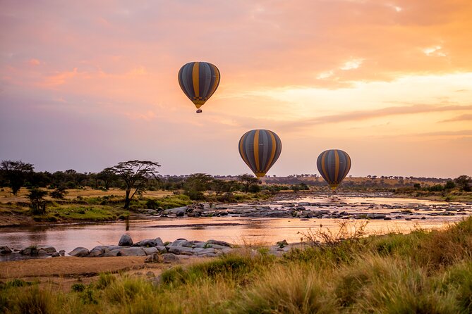 Balloon Safari & Bush Breakfast in Serengeti - Miracle Experience - What happens once you’re up: wildlife spotting with binoculars and coffee