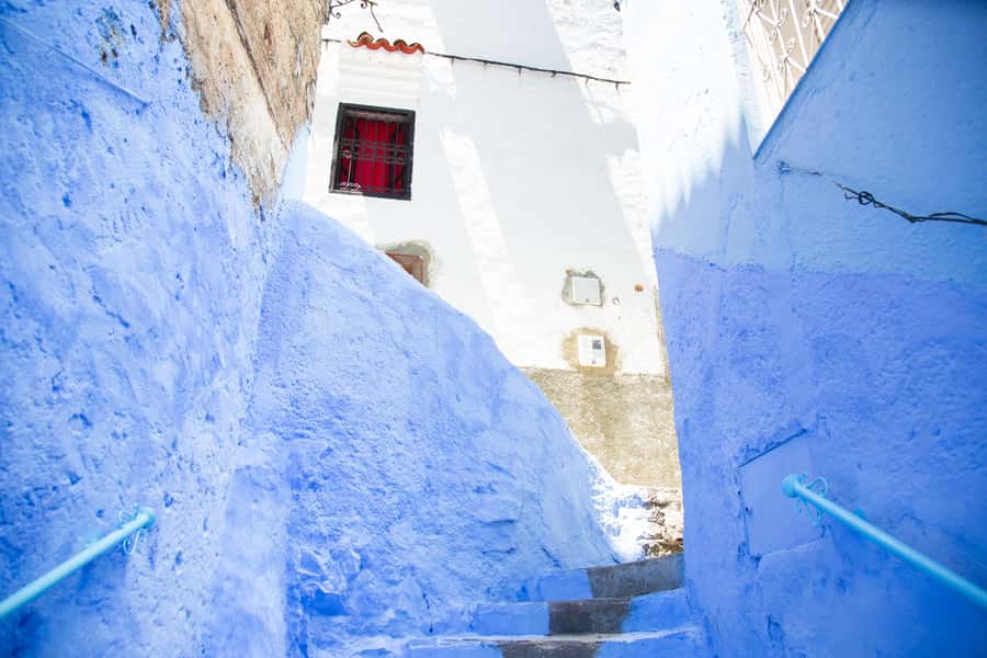 Blue City magic: Affordable Day Trip from Fez to Chefchaouen - Pickup at Bab Boujloud and the Van Ride Out of Fez