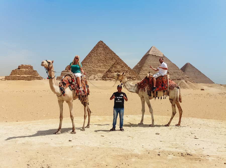 Cairo: Pyramids, Sakkara & Memphis Tour with Lunch - Giza Pyramids and Valley Temple: Where the Day Finds Its Rhythm