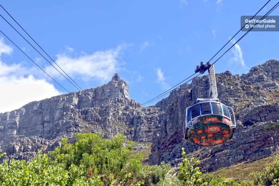 Cape Town: Table Mountain Cable Car, Hop-On Hop-Off Bus Tour - The hop-on hop-off bus: how to use your one-day freedom