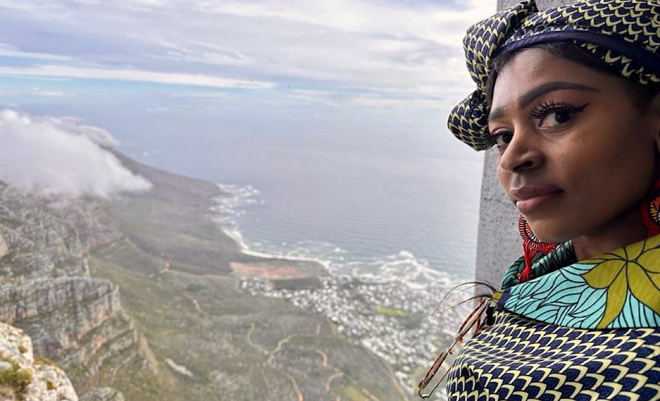 Cape Town Tour: Table Mountain, Penguins & Cape Point+Pickup - Cape of Good Hope Nature Reserve: guided walking and cliffside drama