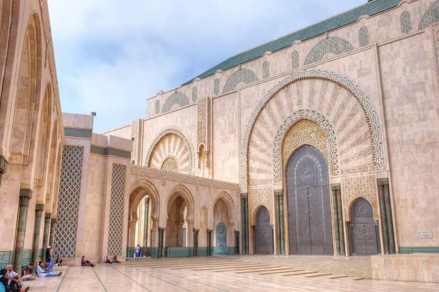 Casablanca: Hassan II Mosque Premium Tour with Entry Ticket - Photo Stops and Break Time: How to Use the Short Window
