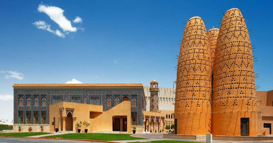 Doha : City Tour To All Main Attractions Including Transfers - The Pearl-Qatar: shopping promenade energy on an artificial island