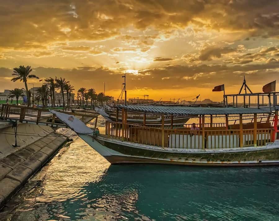 Doha: Sunset Experience, Traditional Dhow Cruise with Dinner - Choosing the right dhow cruise: with dinner or no dinner