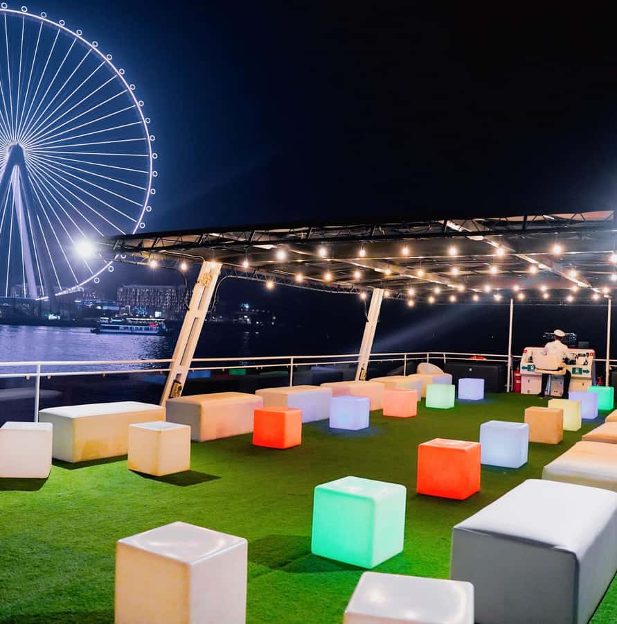 Dubai: 1-Hour Ain Boat Cruise - Best for Families, Couples, and Anyone Short on Time