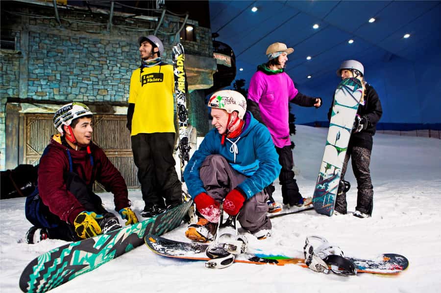 Dubai: 2-Hour or Full-Day Slope Session at Ski Dubai - Beyond the slopes: cafés, shopping, and what costs extra