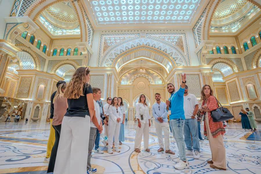 Dubai: Abu Dhabi Day-Trip Grand Mosque, Royal Palace & Lunch - Key highlights at a glance
