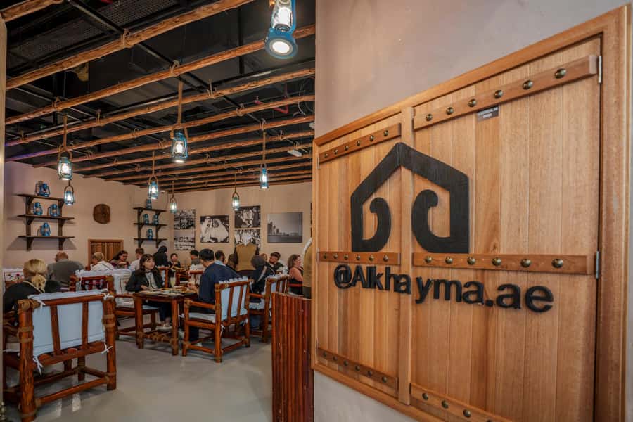 Dubai: Abu Dhabi Day-Trip Grand Mosque, Royal Palace & Lunch - Lunch at Al Khayma Heritage Restaurant: Michelin-star name, real-world timing