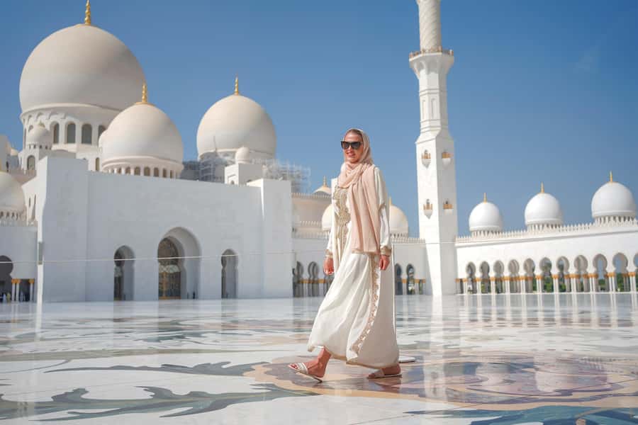 Dubai: Abu Dhabi Grand Mosque, Palace, and Heritage Village - What to pack and what will slow you down