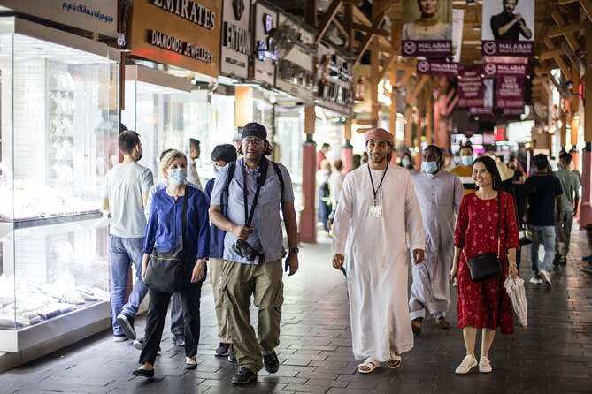 Dubai Aladdin Tour: Souks, Creek, Old Dubai and Tastings - A 3-hour Old Dubai Aladdin walk: how the timing really works