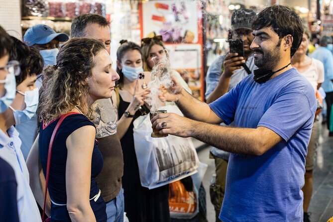 Dubai Aladdin Tour: Souks, Creek, Old Dubai and Tastings - Abra crossing at Bur Dubai to Deira: the short ride that seals the day