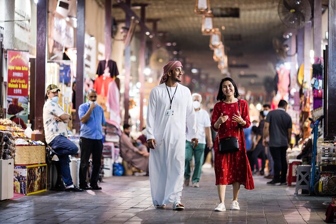 Dubai Aladdin Tour: Souks, Creek, Old Dubai and Tastings - Spice Souk tastings and shopping help: what you can do with a guide