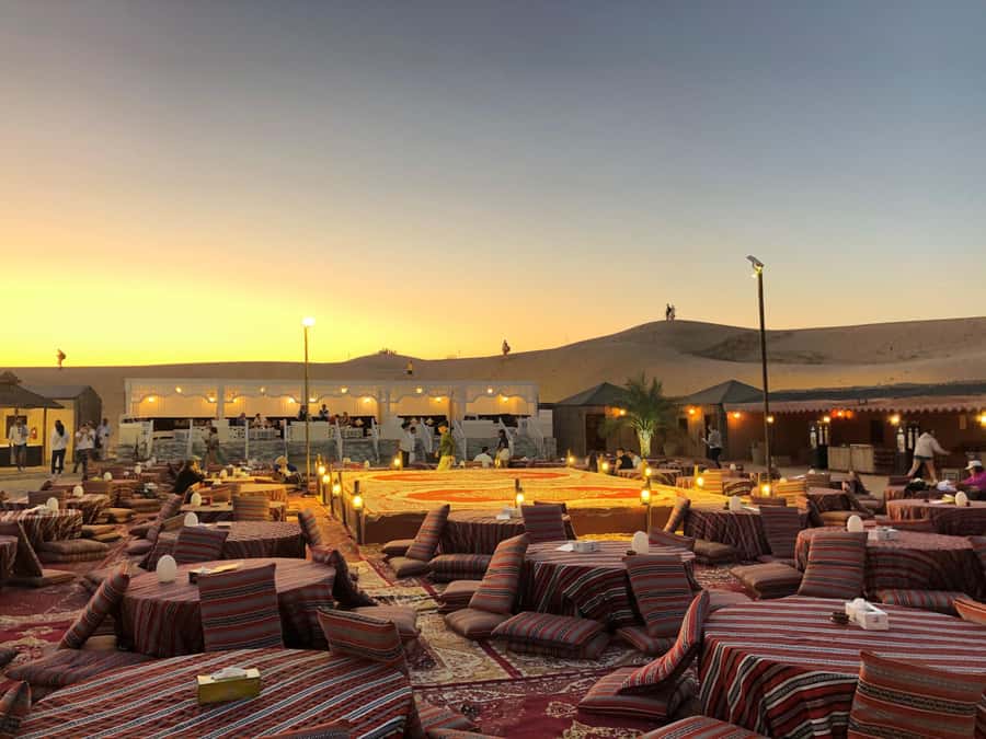Dubai: Bedouin Camp, Dune Safari, Falcon Show & BBQ Dinner - 4WD dune bashing: 30 minutes of thrill (and how to prepare)