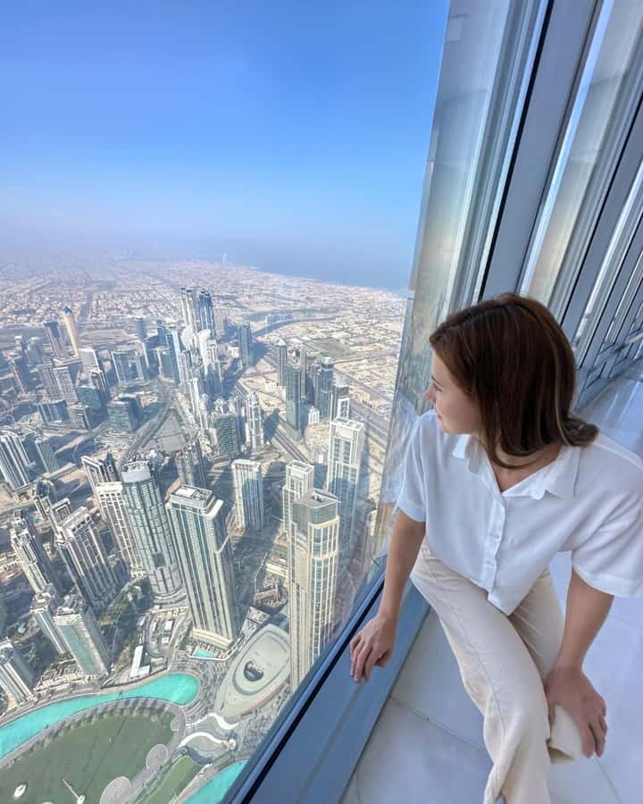 Dubai: Burj Khalifa Levels 124 & 125 Entry Ticket + Options - Level 124 open-air terrace: breeze, skyline, and the best “pause” moment