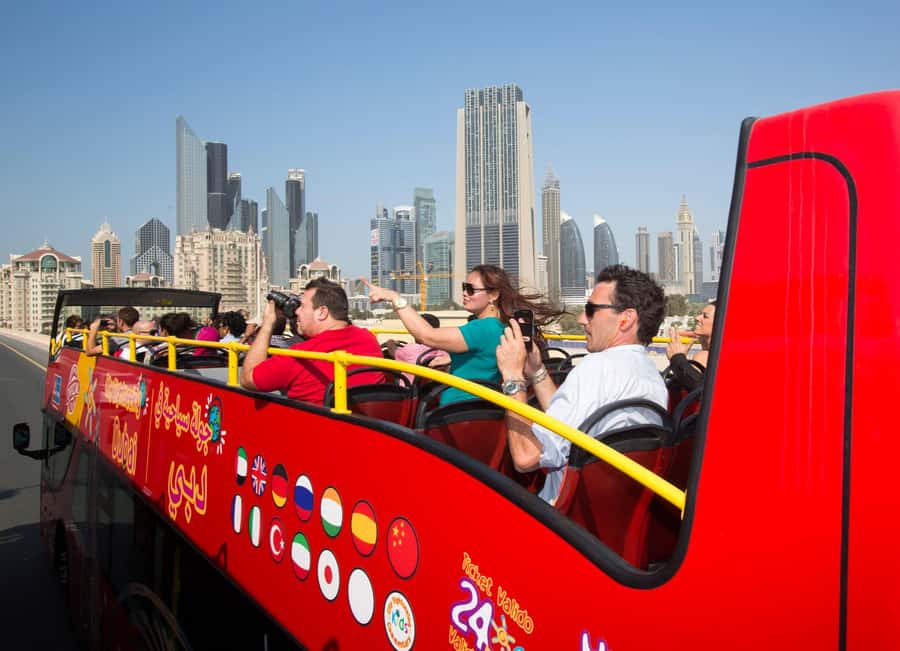 Dubai: City Sightseeing HOHO Bus Tour + Sunset & Night Tour - The audio guide: 11 languages, plus a headphone check