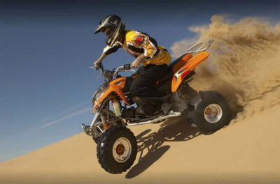 Dubai: Desert Safari, Quad Bike, Camel Ride and Sandboarding - The 4x4 dune bashing run: adrenaline with a few smart precautions