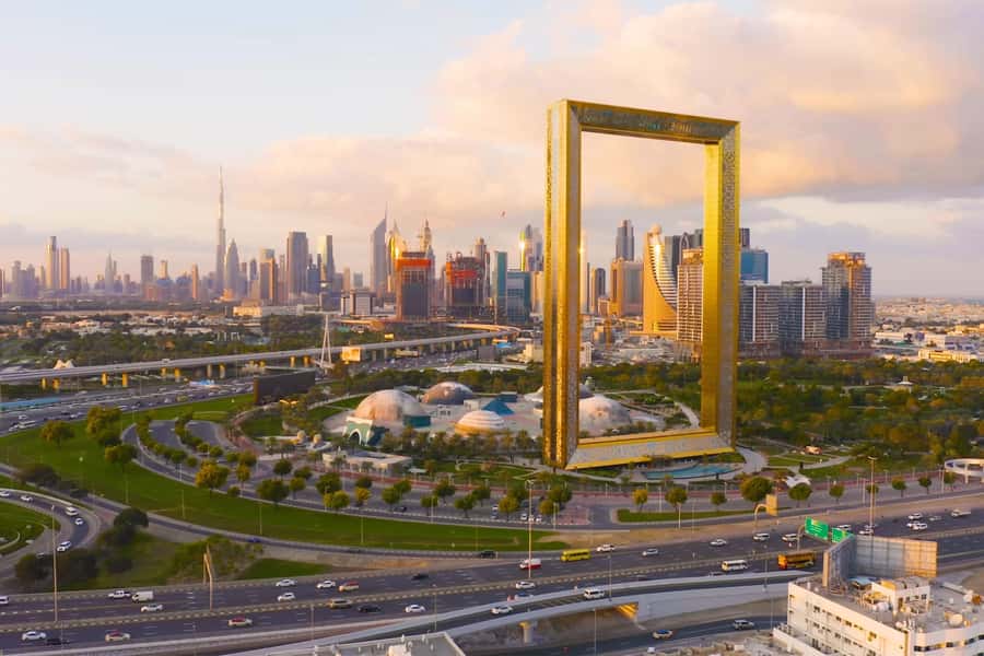 Dubai: Entry Ticket to the Dubai Frame with Deck Access - Walking through Past, Present, and Future zones (and why it works)