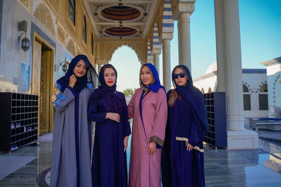 Dubai: Frame Tickets, Creek, Souks & Blue Mosque Guided Tour - Al Fahidi District and the Creek: Old Dubai in motion