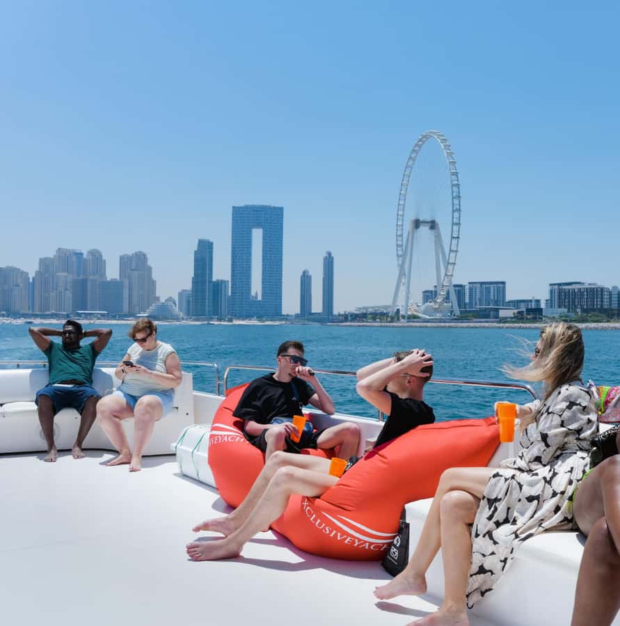 Dubai: Instagrammable Yacht Tour with Drinks & Ain/JBR Views - Price and value: why $25 can feel like a bargain in Dubai
