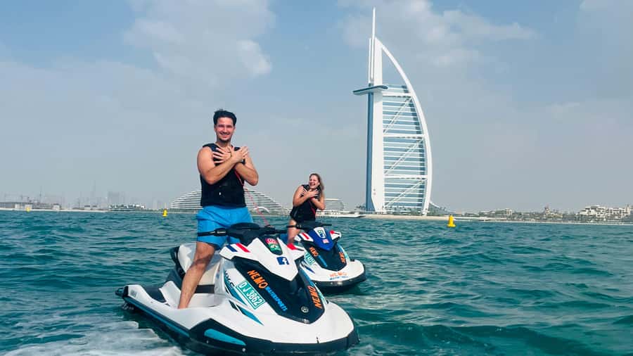 Dubai: Jetski to Burj Arab-Atlantis w Pic, Video & Icecream - Getting the complimentary photos and videos right
