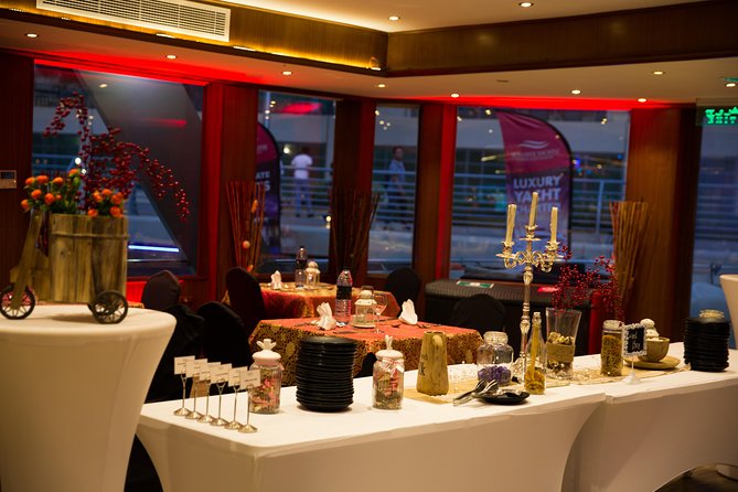 Dubai Marina Dinner Cruise with Live Music & Open Bar - Upper deck vs lower deck: your view, your comfort, and your photos