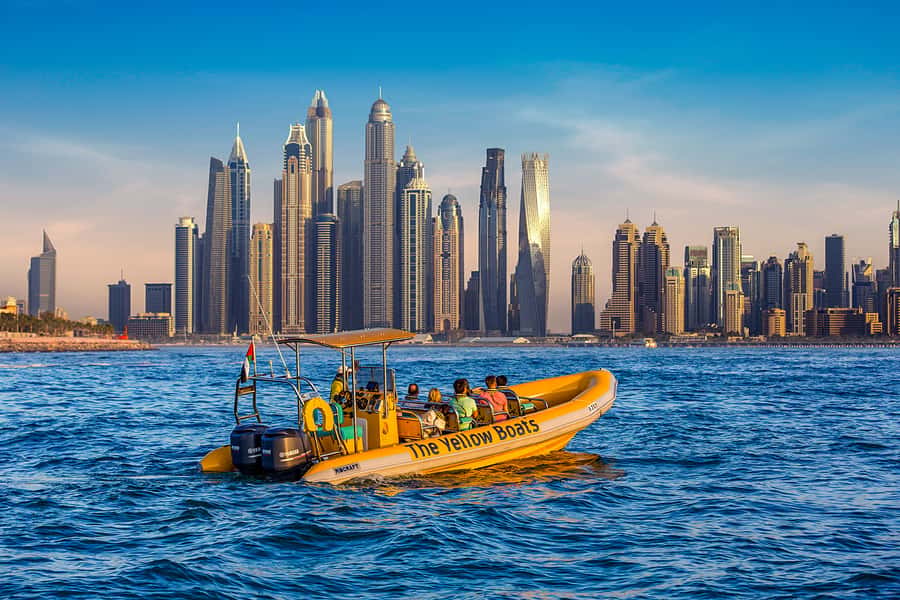 Dubai Marina: Guided Sightseeing Tour by Speedboat - Key things I’d plan around
