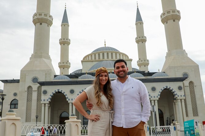 Dubai Old and Modern City Tour with Blue Mosque Visit - Gold Souk and Spice Souks by abra: shopping with a guide’s rhythm