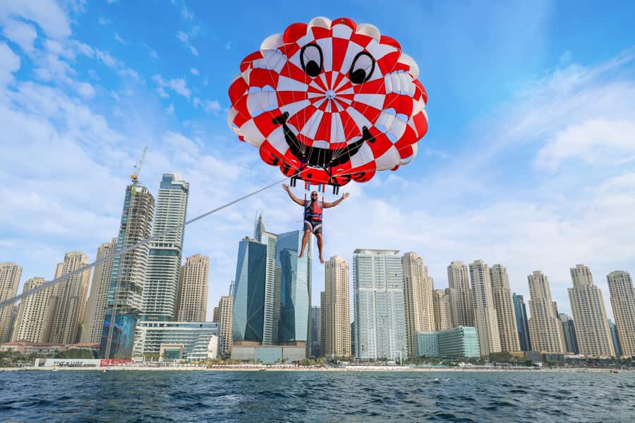 Dubai: Palm View and JBR View Parasailing Experience - Photo and Video: Capture It Yourself or Buy the Edited Package