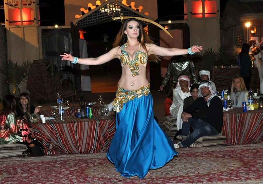 Dubai: Red Dunes Desert Safari with Premium Camp BBQ & Shows - Food, drinks, and comfort: the small things that matter at night