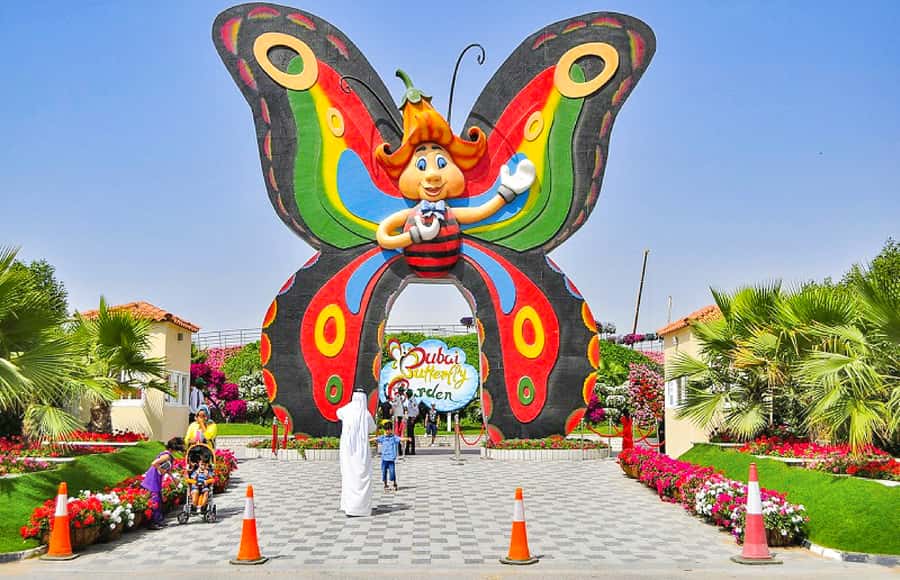 Dubai: Skip-The-Line Ticket to Butterfly Garden - Inside the Covered Domes: 15,000 Butterflies at Eye Level