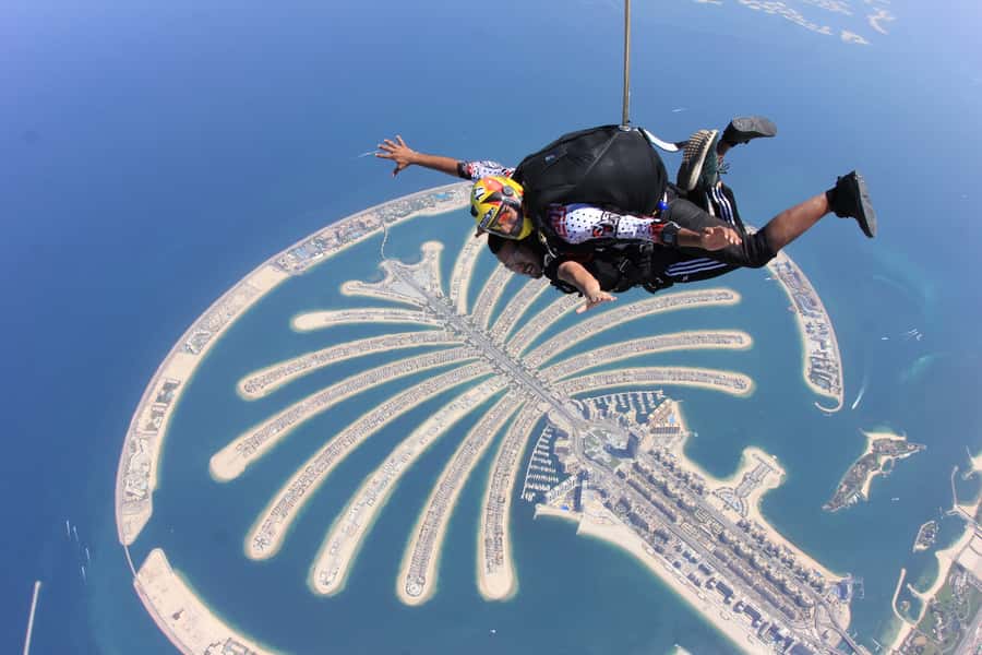 Dubai: Skydive at The Palm with Photos, Video & Yacht Tour - The 3–4 Hour Reality Check: What You’ll Do From Arrival to Landing