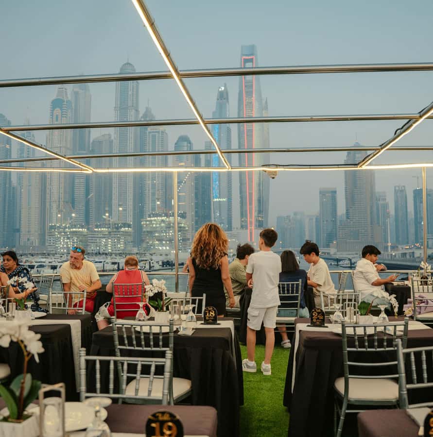 Dubai: Sunset or Dinner Cruise with Live Music & Open Bar - Service that feels personal: Oliver, Stan, Kamal, and Deejay