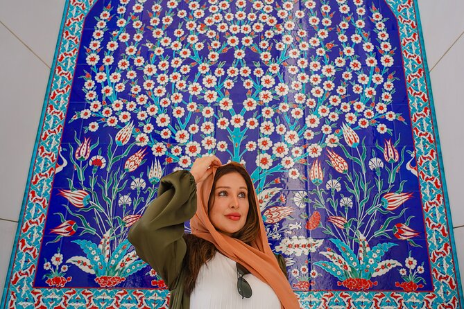 Dubai To Abu Dhabi: Grand Mosque, Royal Palace & Etihad Towers - Sheikh Zayed Grand Mosque: Dress Code, Photo Time, and the Big-White Wow