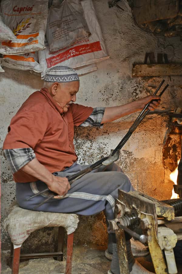 Explore Fes: Unforgettable Guided Walking Tour of the Medina - Tanneries and craft areas: watch the process, not just the postcard