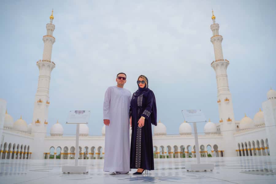 From Abu Dhabi: Grand Mosque, Royal Palace, and Etihad Tower - Qasr Al Watan Palace: Presidential Craft Without a Guided Inside Tour