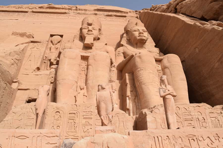 From Aswan: Abu Simbel Temple Day Trip with Hotel Pickup - Temple Time: What to Look For Once You’re Inside