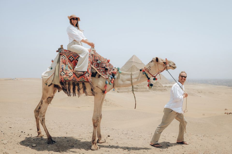 From Cairo: Pyramids of Giza, Sphinx, Saqqara & Memphis Tour - Sphinx and Valley Temple of Khafre: more than a statue photo