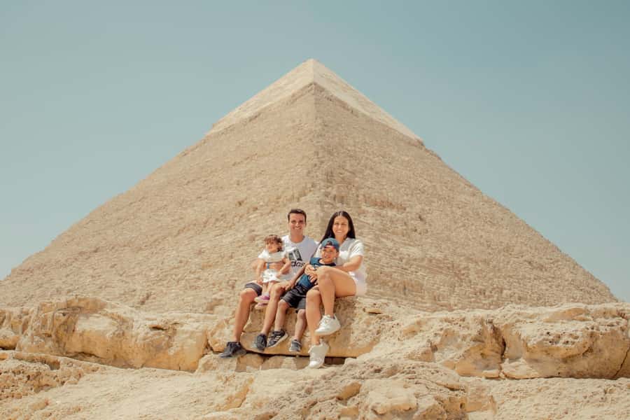 From Cairo: Pyramids of Giza, Sphinx, Saqqara & Memphis Tour - Shopping time: how to handle vendors without losing your mood