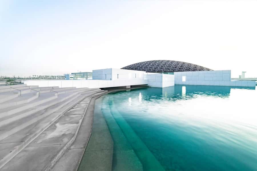 From Dubai: Abu Dhabi Essentials Tour with Optional Lunch - Louvre Abu Dhabi: Just a Pass-By, So Plan Accordingly