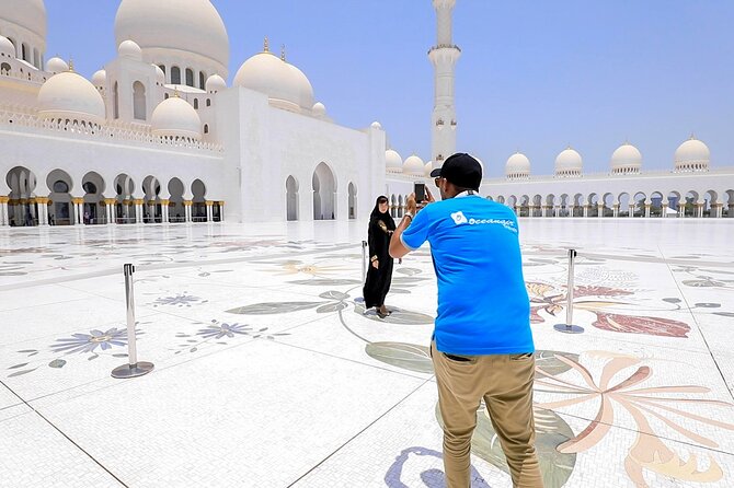 From Dubai To Abu Dhabi: Royal Palace, Grand Mosque &Etihad Tower - From Dubai to Abu Dhabi in one full day: what this tour actually gives you
