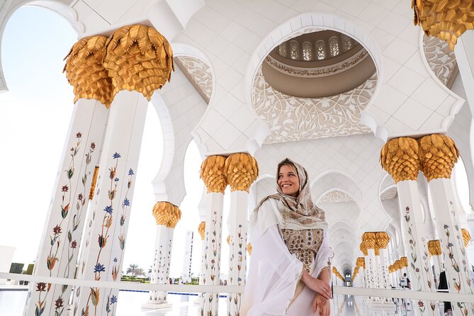 From Dubai To Abu Dhabi: Royal Palace, Grand Mosque &Etihad Tower - Qasr Al Watan (Presidential Palace area): why this stop often wins people over