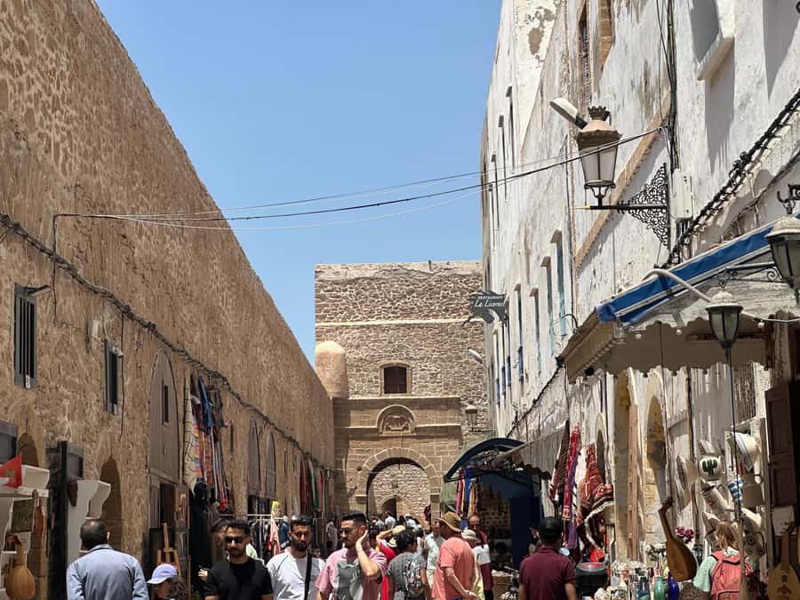 From Marrakech: Essaouira Day Trip with Beach Activities - Food and shopping: where seafood fits and how to eat well