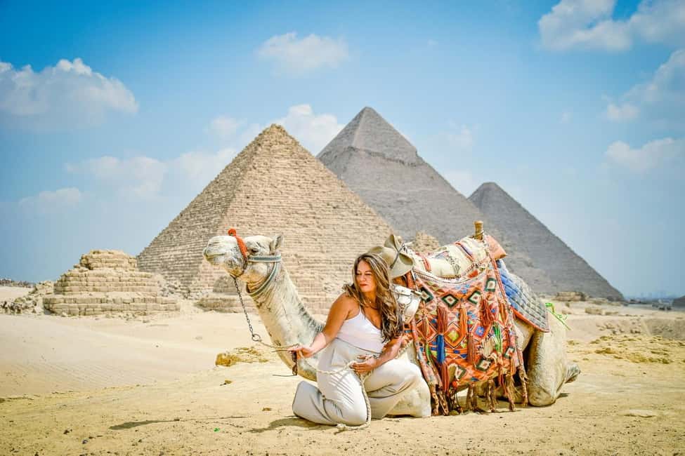 Hurghada: Cairo Pyramids, Sphinx & Egyptian Museum Day Trip - Key things that make this day trip work