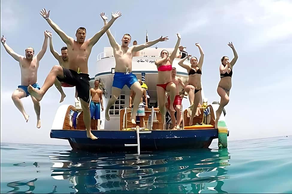 Hurghada: Dolphin Watching Boat Tour with Snorkeling & Lunch - Crew Names You’ll Hear and Why Their Role Matters