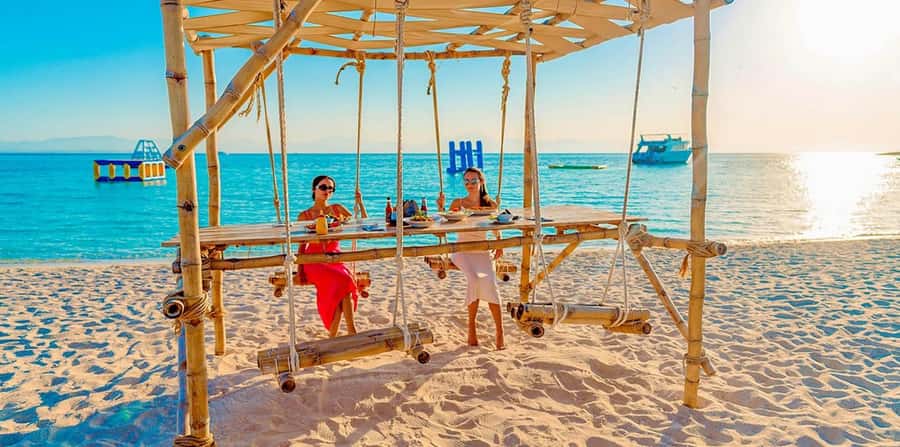 Hurghada: Hula Hula Cruise with Lunch, Massage, & Snorkeling - Why Hula Hula Island feels like the point of the trip