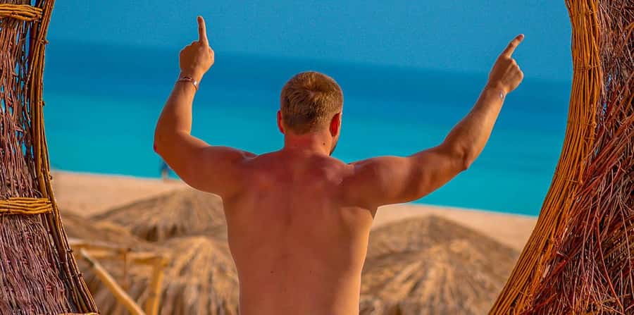 Hurghada: Hula Hula Cruise with Lunch, Massage, & Snorkeling - Included water sports: banana and sofa boat rides