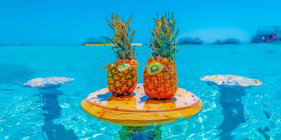Hurghada: Hula Hula Cruise with Lunch, Massage, & Snorkeling - Transfers and meeting the marina without losing time