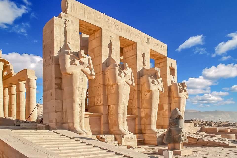 Hurghada: Luxor Valley of the Kings & Tutankhamun Tomb Trip - Nile boat crossing and lunch in Luxor: a heat break you may actually appreciate