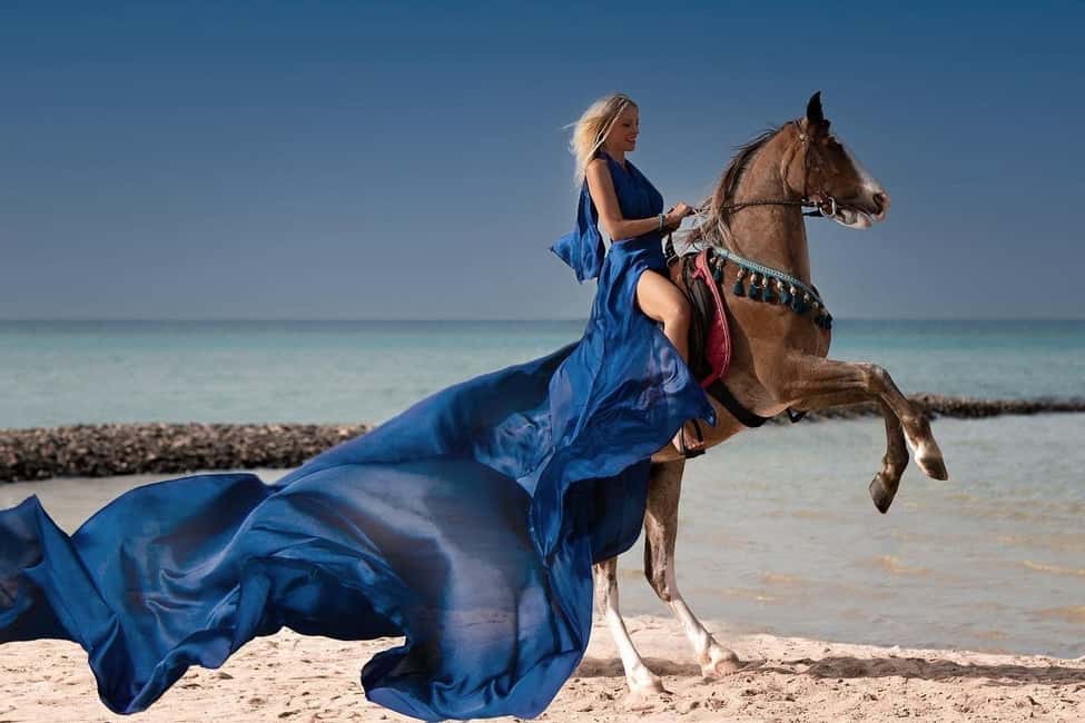 Hurghada: Red Sea & Desert Horse Riding Tour with Swimming - Red Sea beach riding: sea breeze and calmer vibes